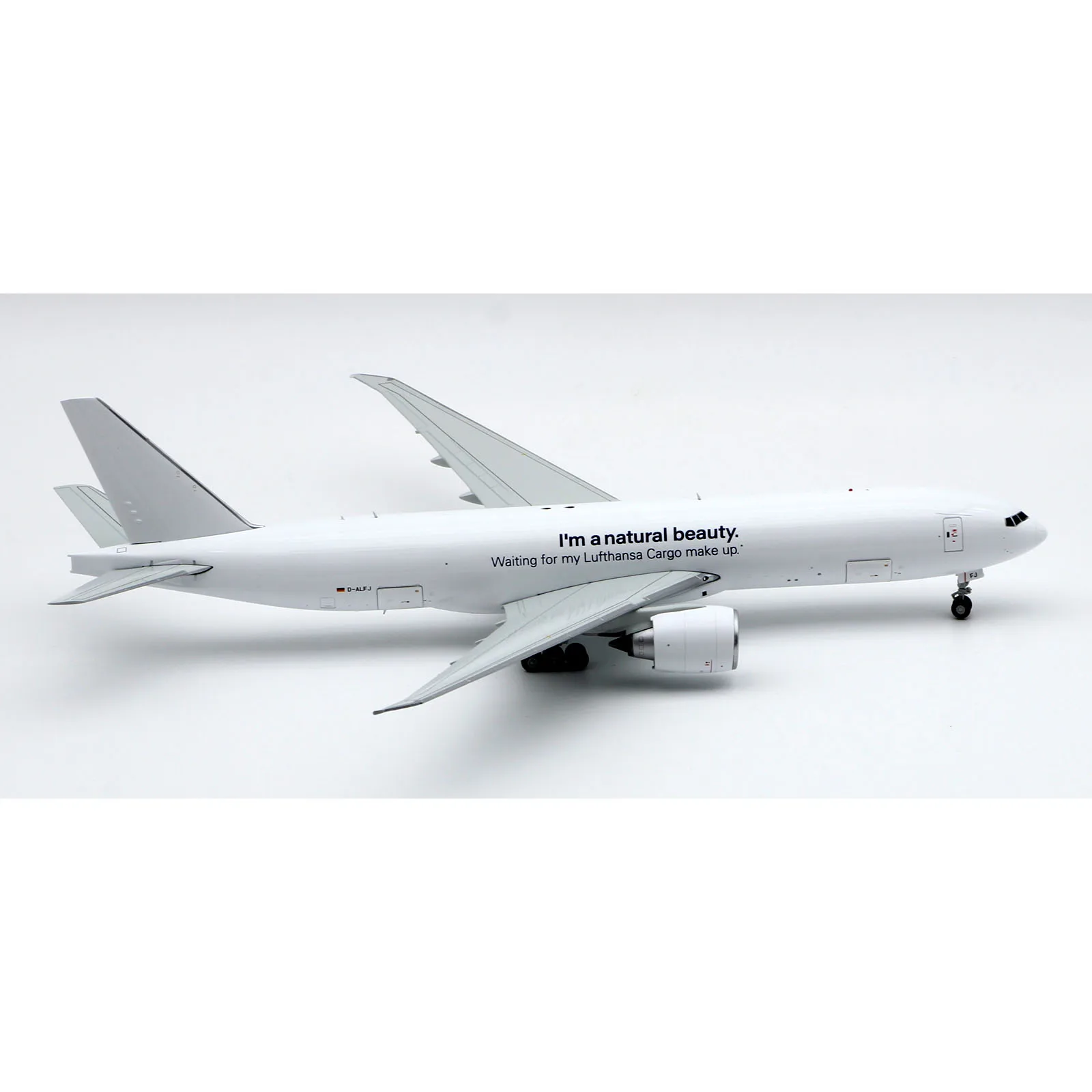 XX20193C Legierung Sammlerflugzeug Geschenk JC Wings 1:200 Lufthansa Cargo „Open Door“ Boeing B777-200 Druckguss-Flugzeugmodell D-ALFJ