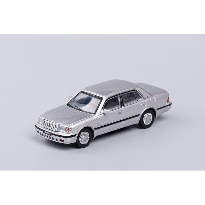 GCD 1/64 Toyota Crown Vintage Cars Vehicle Diecast Car Collection Toy Station Vehicle with Display Box