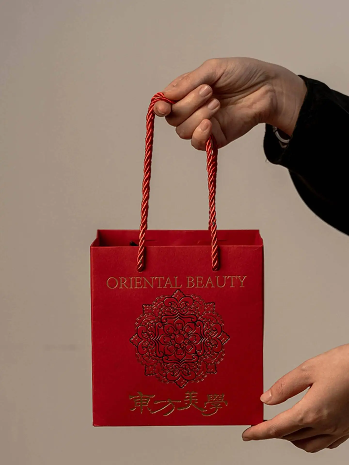 Nueva Caja de Regalo de Estilo Chino de Alta Gama, Estética Oriental Roja, Empaque Especial para Regalos, Tazón con Tapa, Taza de Té, Juego de Té
