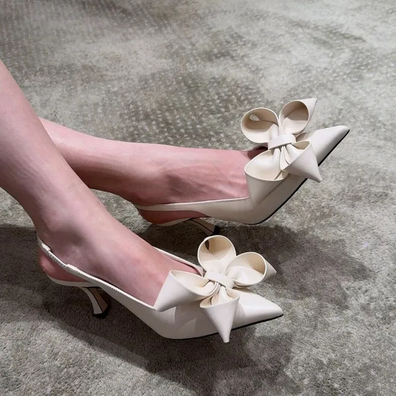 

Весна/лето 2026, новые женские воздушные сандалии ручной работы в сказочном стиле, узел-бабочка, тонкий каблук, банкетные туфли с цветочным острым носком