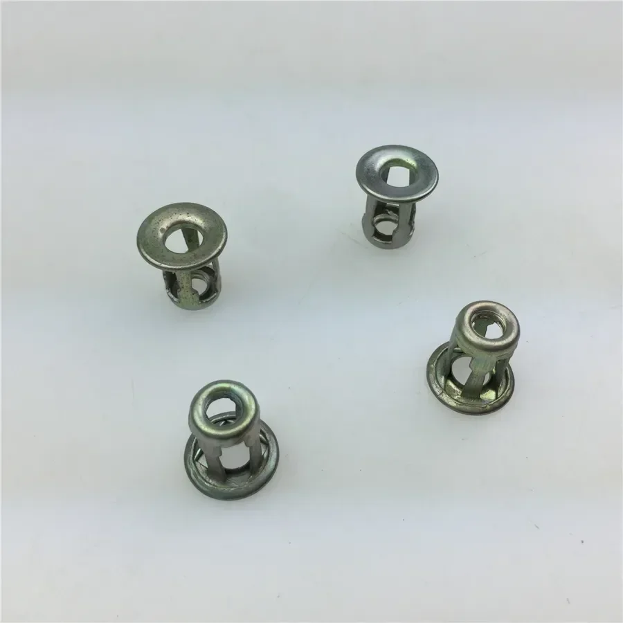 25pcs for Santana Auto Parts Before and After The License Screw Base Clamp Clip Screw