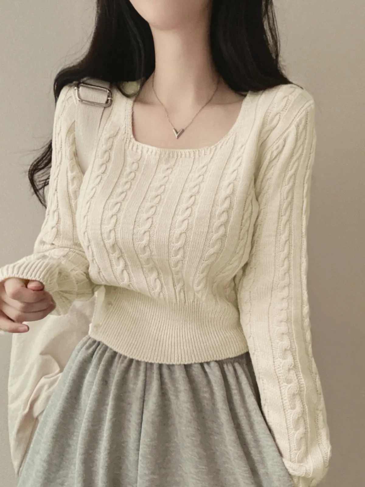 Sweter putar Wanita Korea Sle musim gugur pinggang pendek desain peramping rajutan baris tunggal kancing persegi kerah dasar Q59