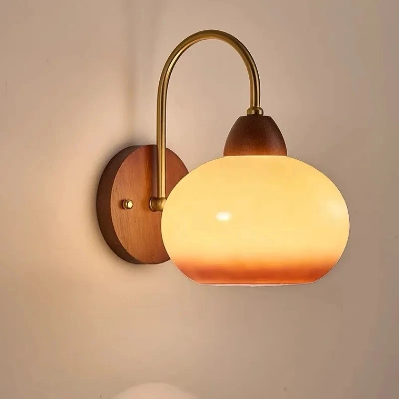 Wired American Glass Wall Lamp Gradient Retro Walnut Solid Wood Wall Light Suitable for Bedroom, Study and Living Room