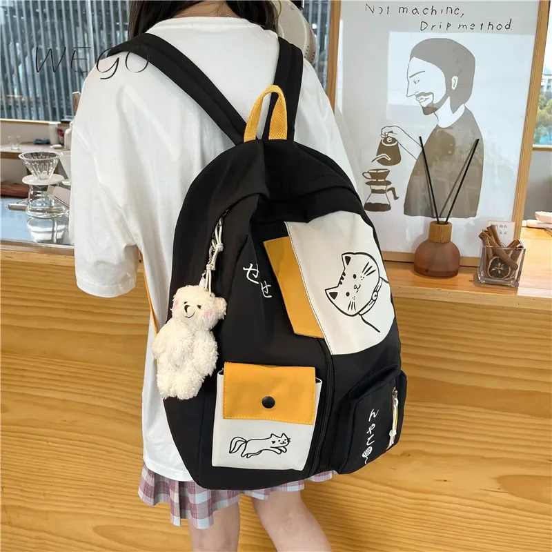 

Japanese Canvas Backpack for New Cute Contrasting Color Student Large Capacity and Fashionabletrend School Backpack