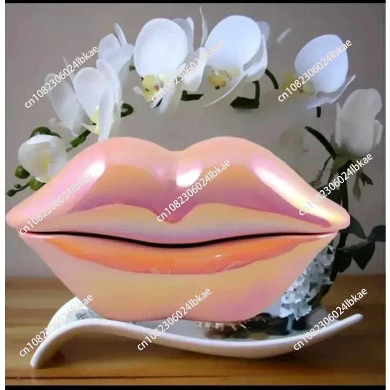 Lips Phone Electroplating Home Ornaments, Creative Craft Gifts. Home Leisure Theme Hotel Ornaments Phone Color Random
