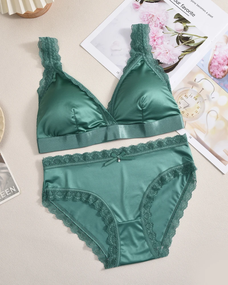 FINETOO Ice Silk Women's Lingerie Set Sexy Lace Trim Pattern Breathable Underwear Female Soft Traceless Bralette 2 Piece Set New