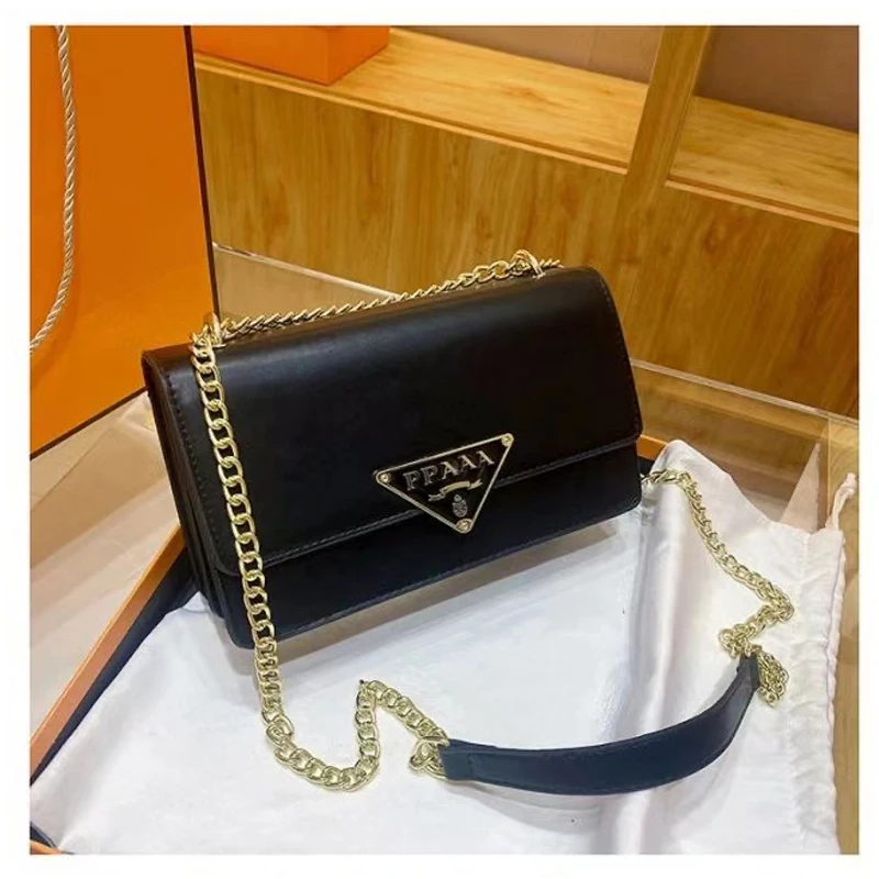 2024 New Exquisite Three-dimensional Fashion Light Luxury Small Square Bag Women's One-Shoulder Crossbody Chain Bag Clutch