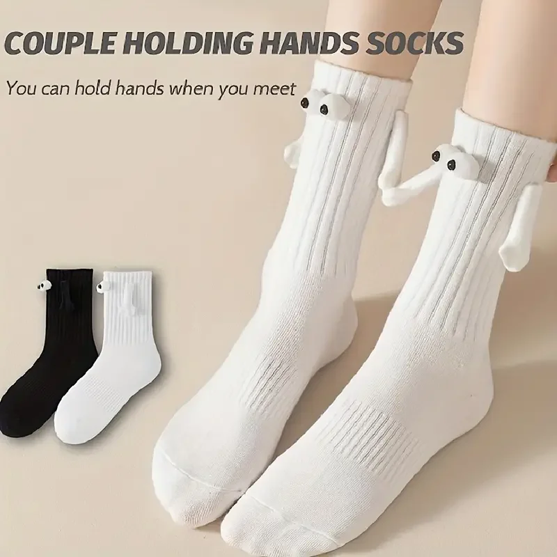 Suction Pairs Celebrity 2 Couple Magnetic Cotton Sock Hand In Hand Socks Black White Unisex Holding Hands Mid Tube Socks