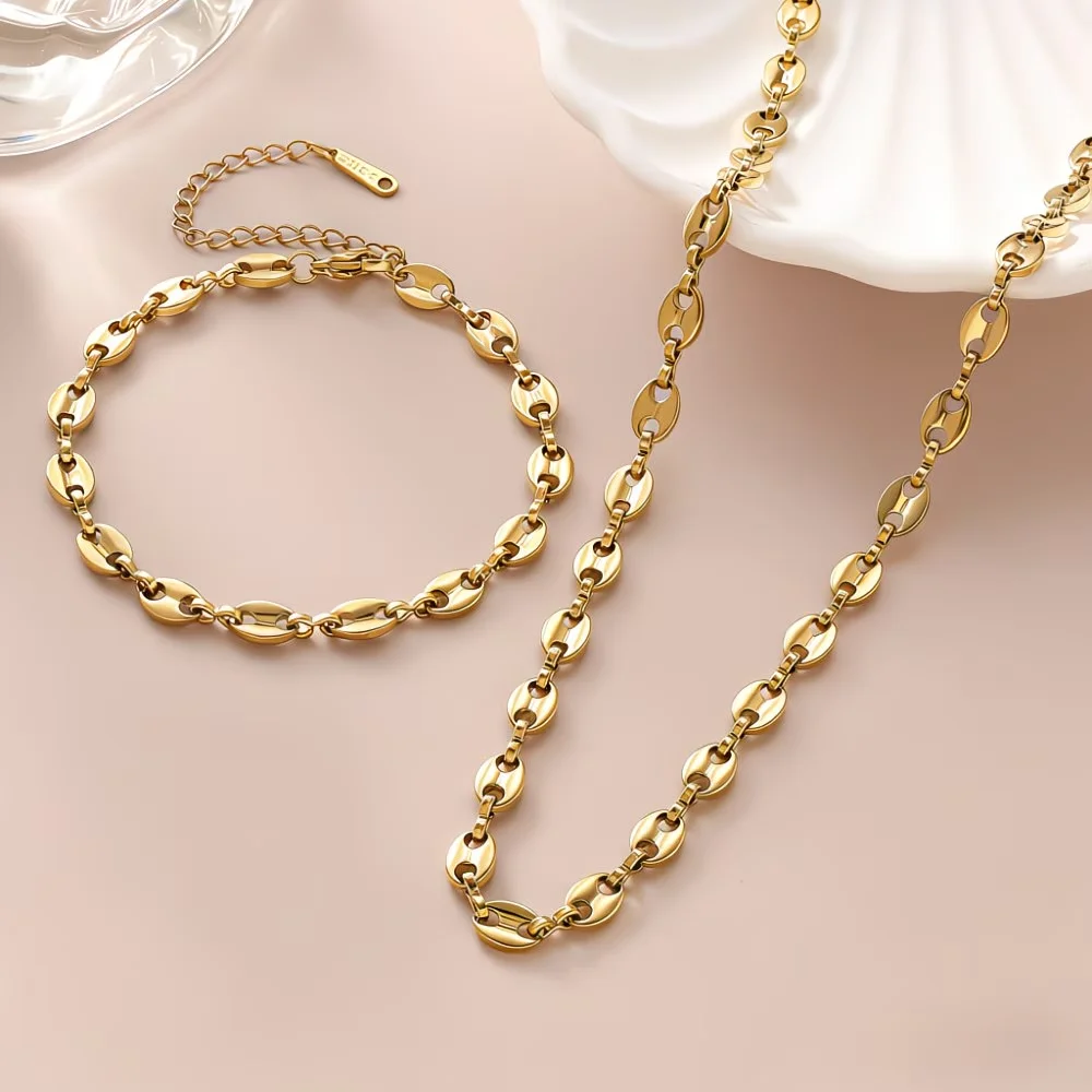 Modisches Unisex Goldfarbenes Kaffeebohnen-Perlen Ketten-Halskette und Armband Set mit Edelstahl-Verschluss Halsschmuck für Partys – Detail 8