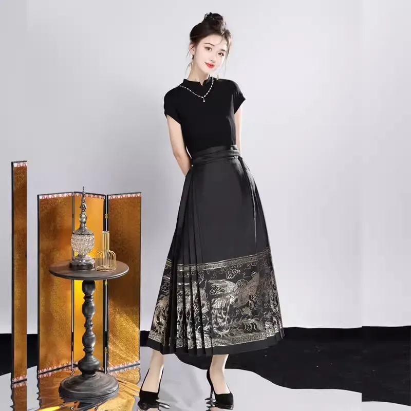 

Ming system weaving gold horse face skirt black new national style improved half-body skirt