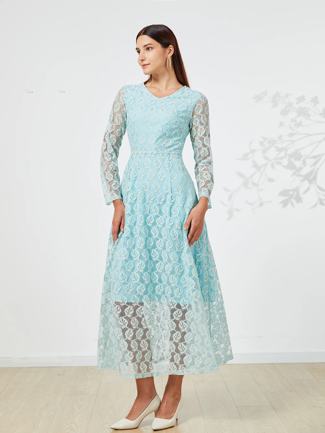 

2024 New Elegant Long Maxi Party Lace Dresses Floral Crochet Hollow Out Lace Vestido Patchwork Casual Office Dress