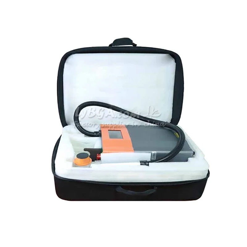Macchina per la pulizia laser a impulsi LY-LCG100A 100W Rimozione ruggine LCG100A 1.2MJ Pulitore non danneggia il substrato per la rimozione dell'olio Ossidazione