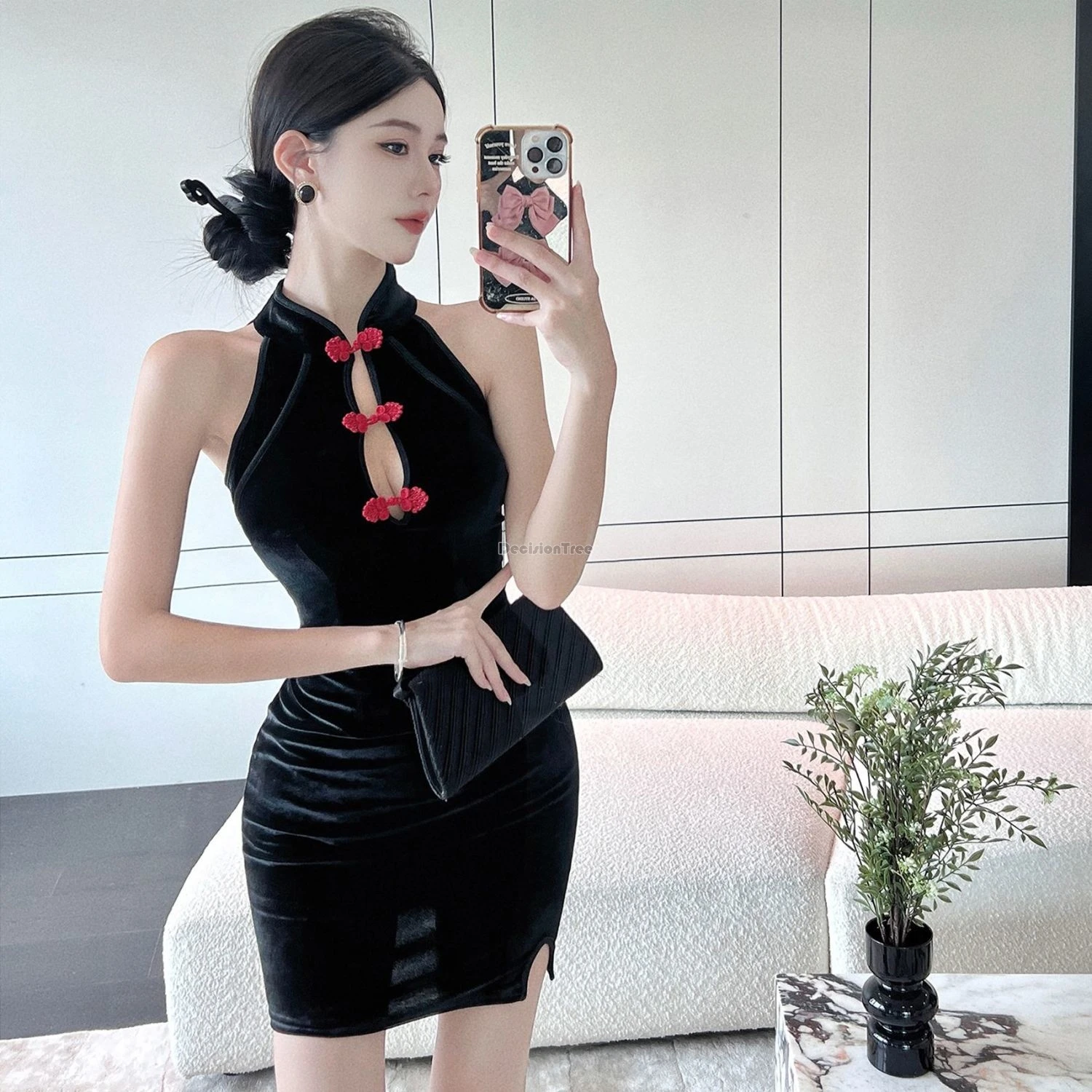 2024 new chinese retro style black velvet improved cheongsam dress hollow sexy slimming sleeveless package hip qipao dress w886