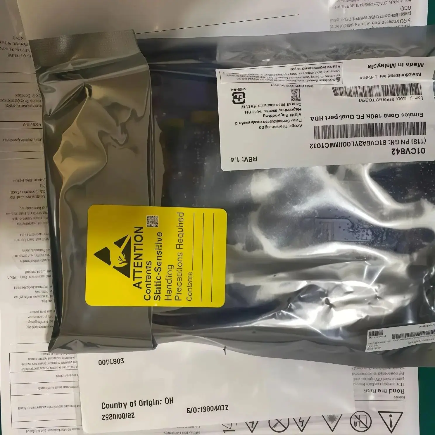 

Совершенно новая оригинальная карта HBA LPE31002-M6 01CV840 01KR609 16G FC