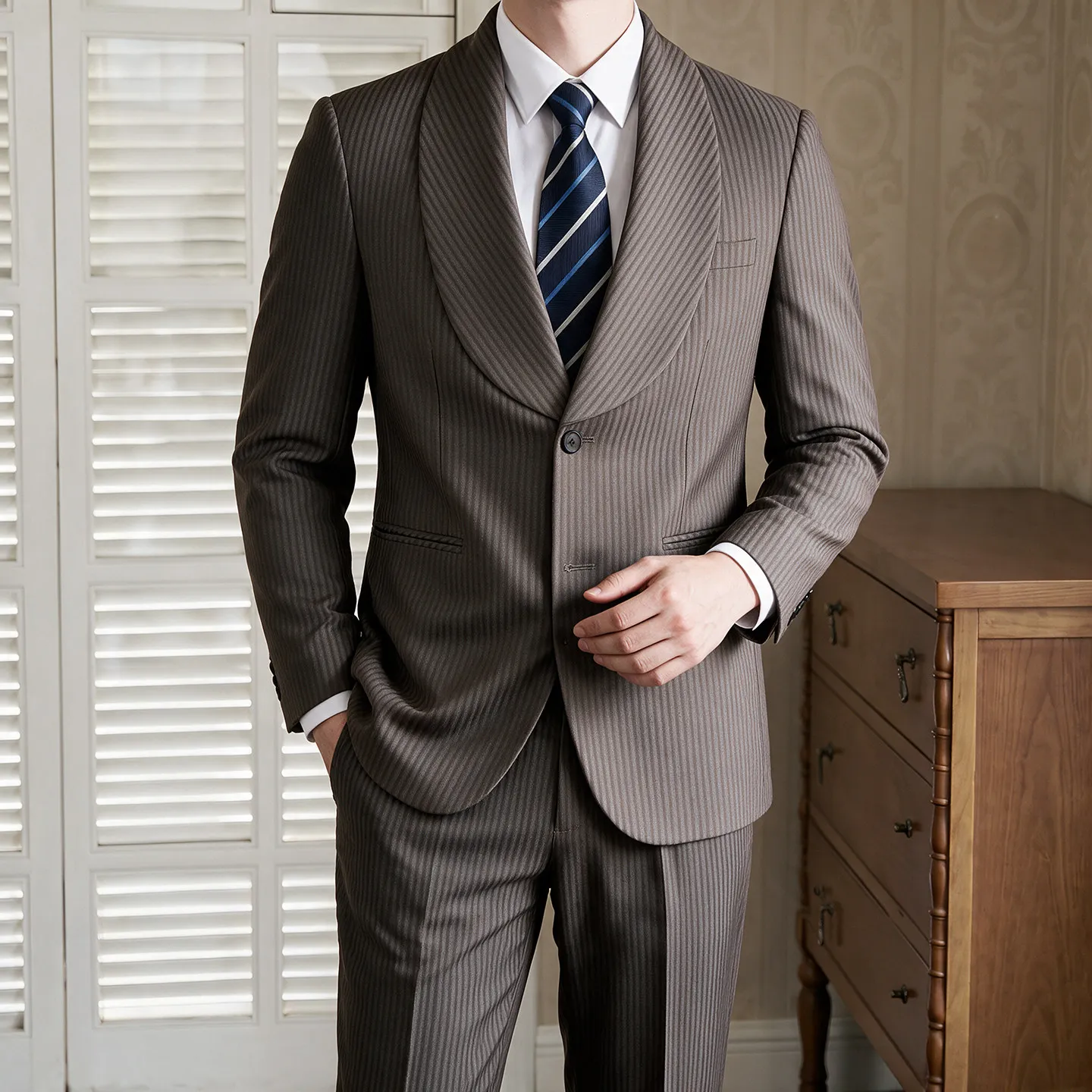 Advanced Texture Men's Suit Slim Fit Business Formal Two-Piece Set with Fashionable Prince of Wales Plaid And Notch Collar