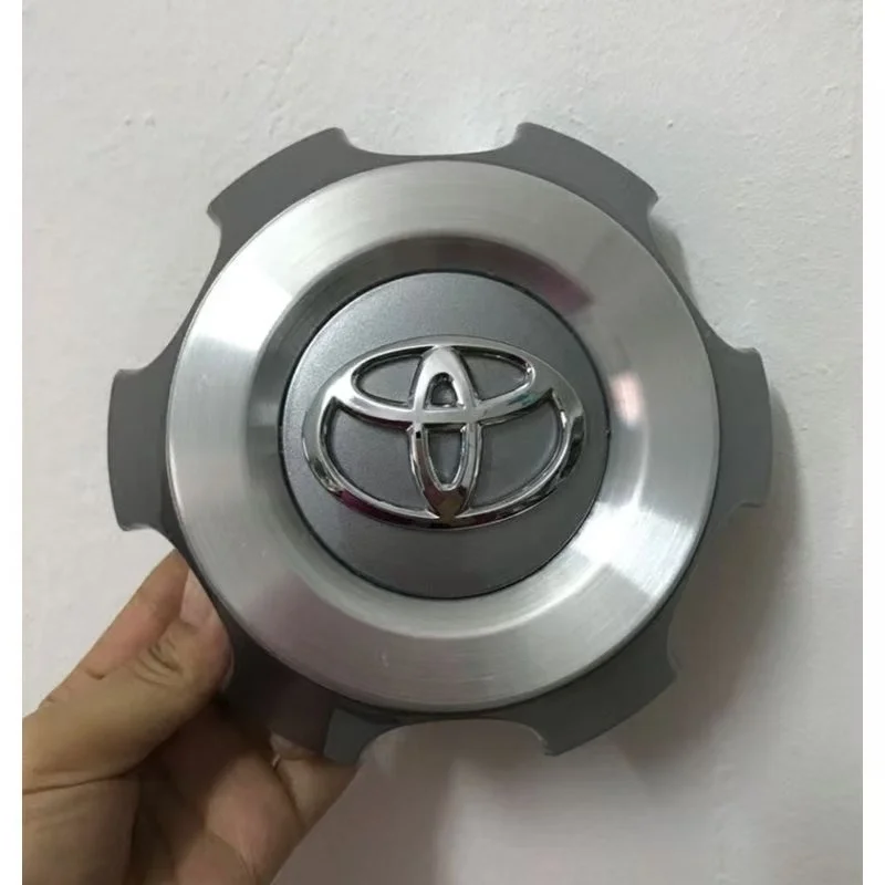 4 قطعة أغطية العجلات لـ 2014-2023 Toyota FJ Cruiser FJ LC200 Hub Caps أغطية حماية الإطارات قبعات مركزية (4260B-35100)