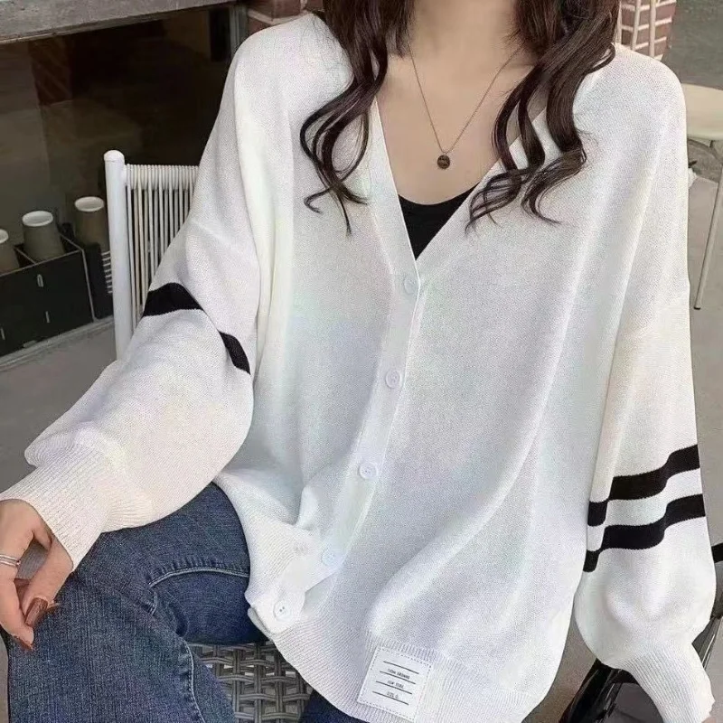 

Spring Summer Fashion New Temperament Women's Clothing Spliced Buttons Stripe V-Neck Long Sleeve Simplicity Solid Color Shirt