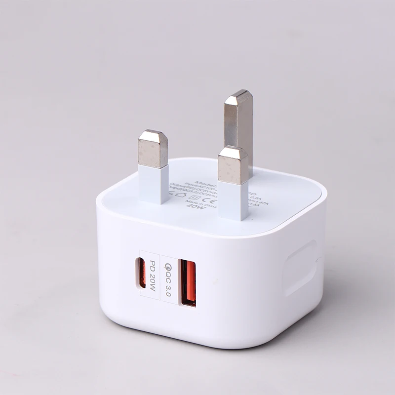 White USB Type C Charger For Laptop Fast Charge Dual Port Fast Charging European And American Standard Head