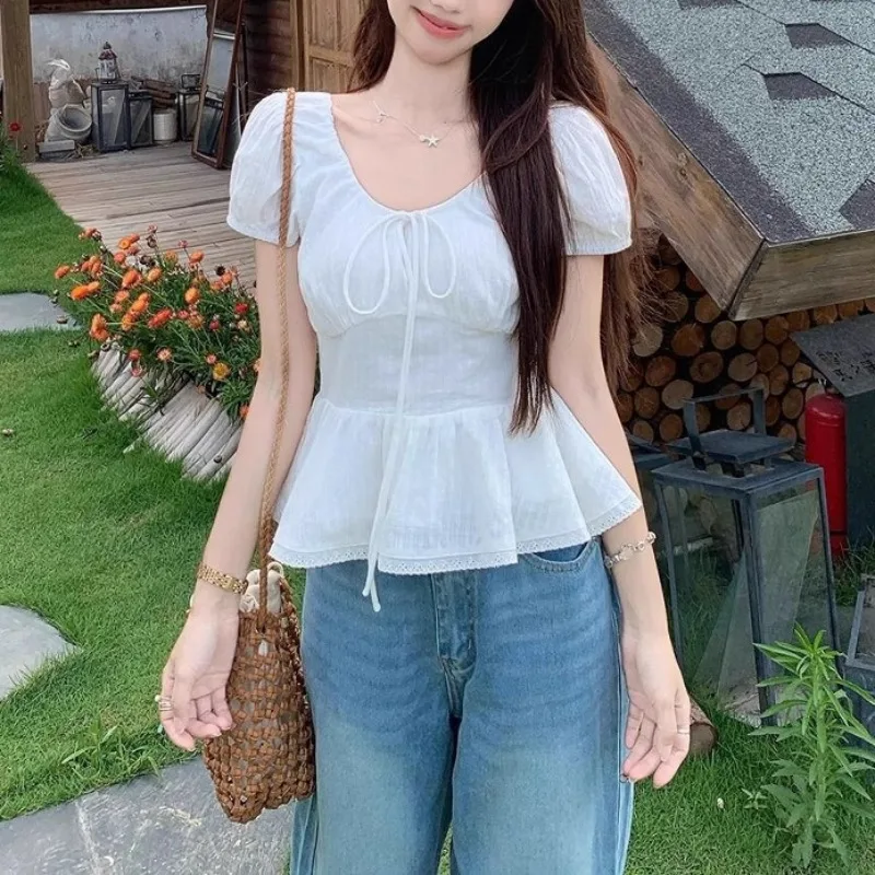 Sweet French-style Lace-up Puffed-sleeve Shirt for Women's Summer White Top That Makes You Look Younger  Slimmer Lace Pure Color