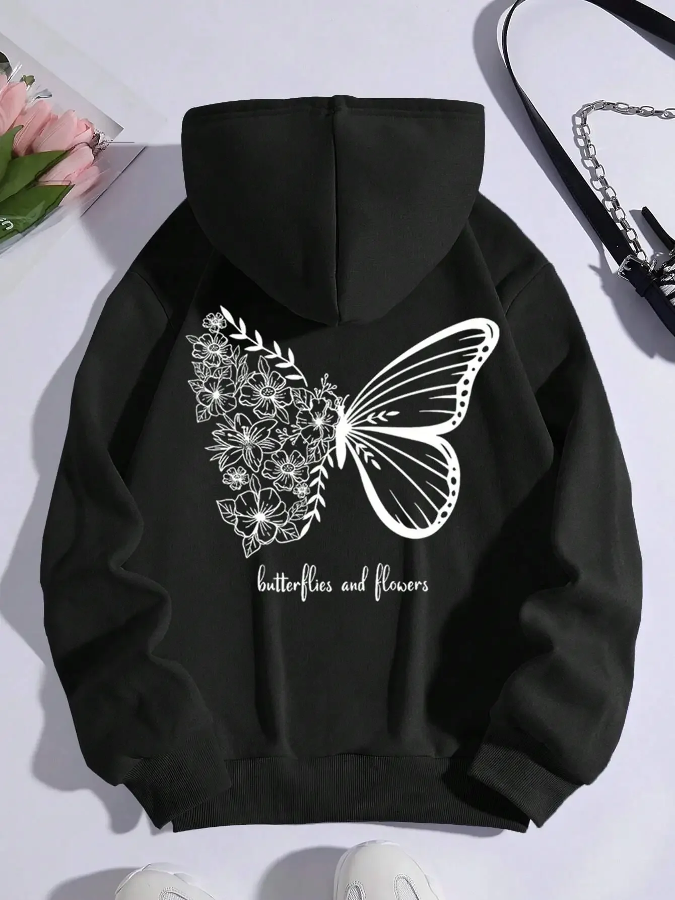 Butterflies And Flowers Simple Style Women Sweatshirt Casual Oversize Hoody Hoodies Fashion CrewneckAutumn Fleece Sportswears