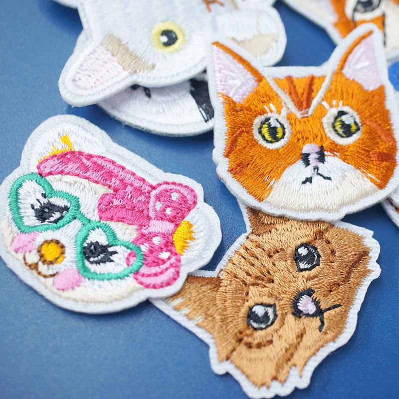 Cat Fashion DIY Patches Cute Animal Embroidery For T-Shirt Iron On Child Kids Appliques Clothes Jeans Stickers Badges Dog