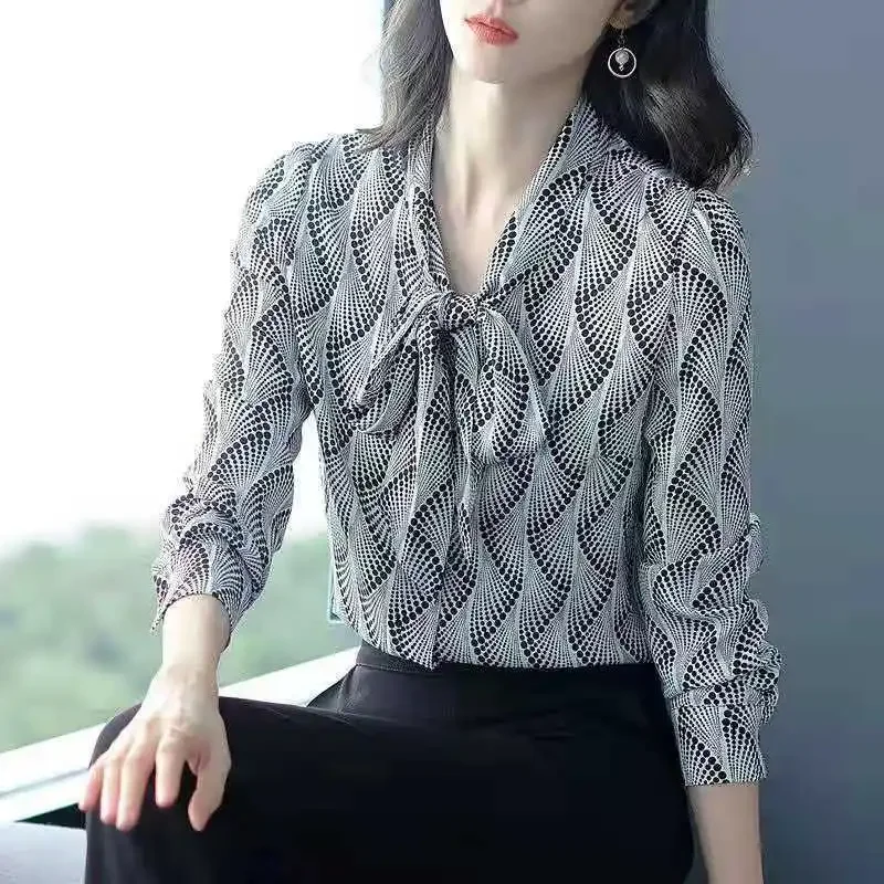 

Printing Fashion Women's Vintage Long Sleeve Shirt Spring Autumn All-match Scarf Collar Bow Blouse for Female Clothing JJ109