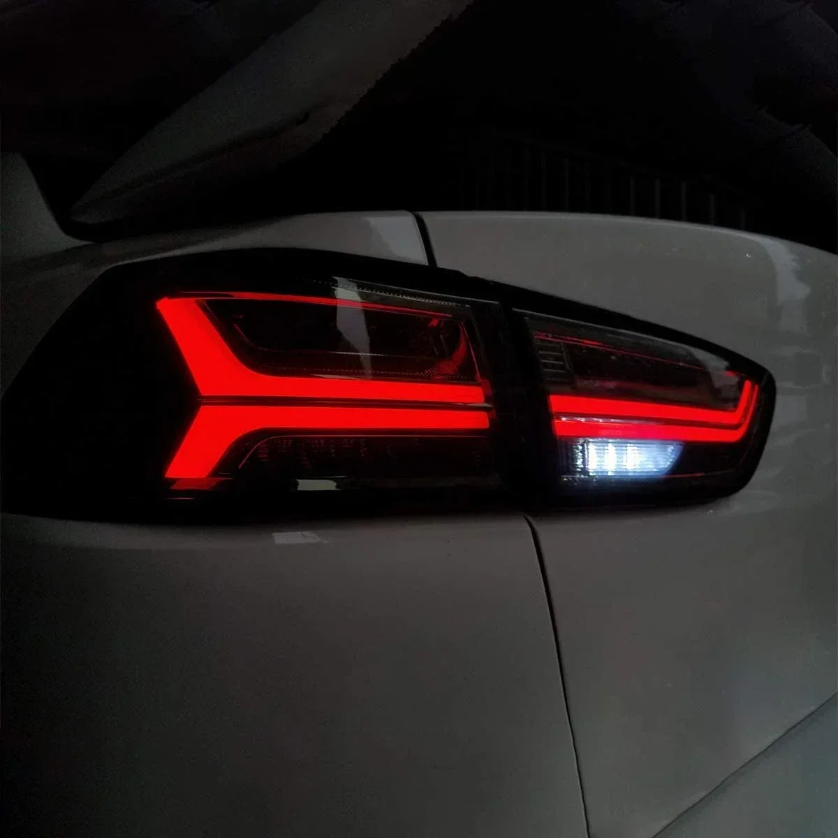 

TYPY New LED Tail Lamp Upgrade Modified For Mitsubishi Lancer & EVO X Taillights 2008-2021 Dynamic Signal Auto Accessories