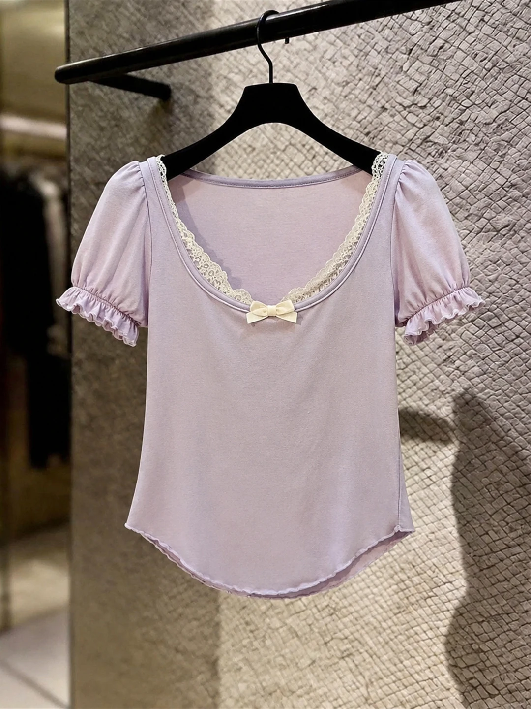

Sweet Style Lace Patchwork Bubble Sleeve Women's Top Knot Design Summer Fashionable Base Shirt Korean Version Strai...