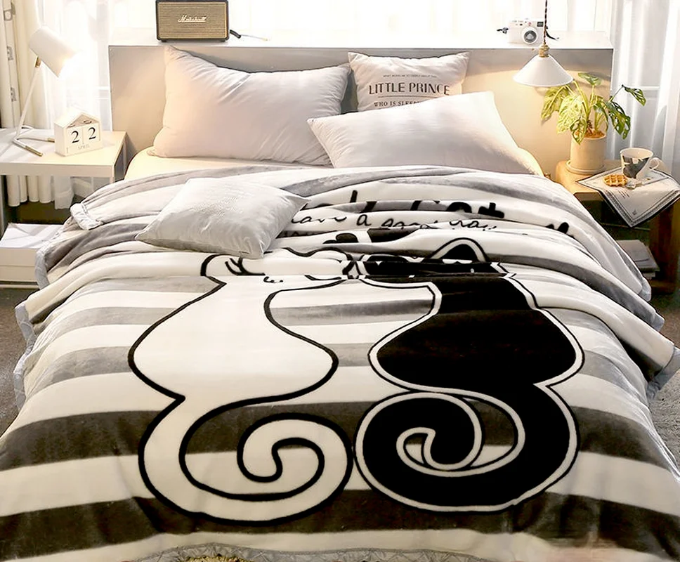 Autumn and winter add thick black and white striped blanket 1.5M 1.8M bedding to keep warm blankets for beds king size blankets