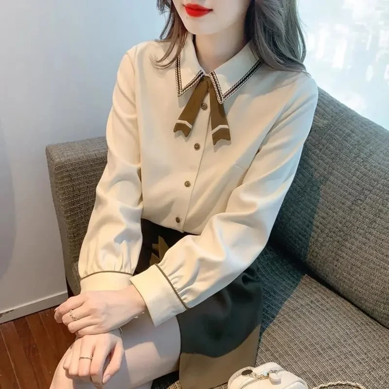 

Plucked European Goods For Autumn And Winter 2026 Shirts Base Shirts Women's Fashion Western-Style Fashion Brushed Long Sleeves