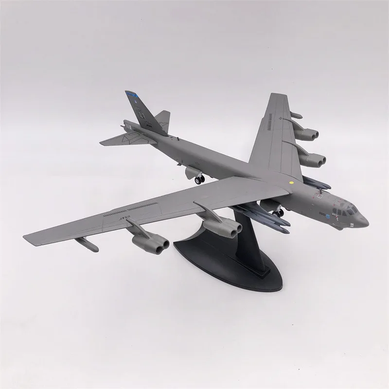 Cool Stuff Toy Car Funny Gift-Hot 1:200 Simulation Alloy B-52H Military Aircraft Model,Collection Ornament,Kawaii Toys For Boys