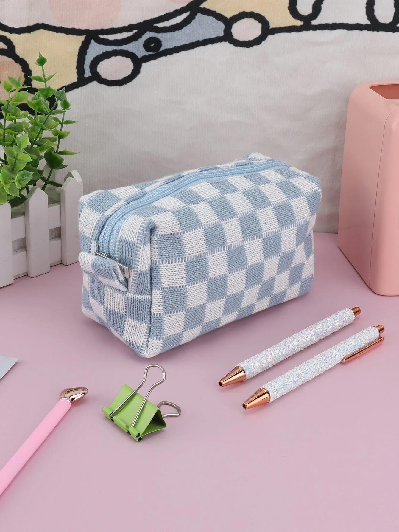 1pc Checkered Pattern Pencil Bag