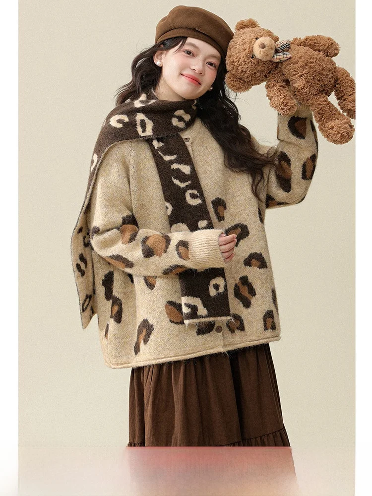 

Retro Leopard Print Knitwear Jaet Women's Winter Loose Fit Long Sve Sweater Coat Small Size Faion Design Polyester Cot...