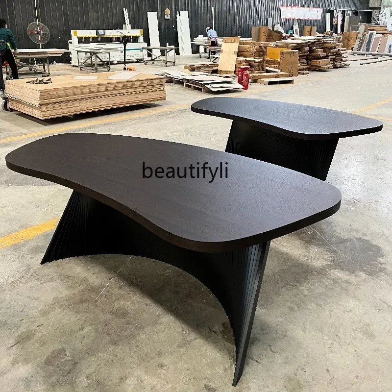 

xx1Итальянский минималистичный светлый роскошный офисный стол Boss Executive Manager Дизайнерский компьютерный стол Модный письменный стол