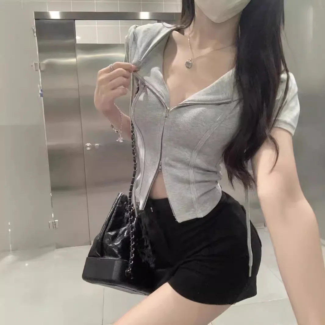 

Hooded Jacket Women V-Neck Double Zipper Waist Tight Short Sleeve Cardigan Crop Top
