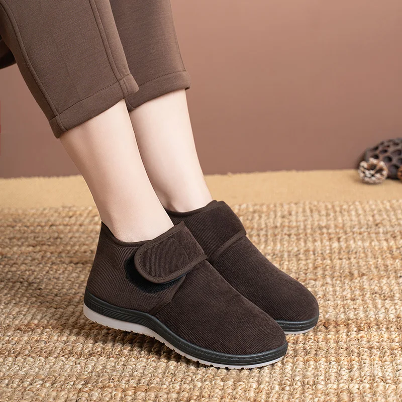 Neue vielseitige modische Freizeitschuhe mit Klettverschluss für den Winter, Mutterschuhe mit weichem Obermaterial für größeren Komfort