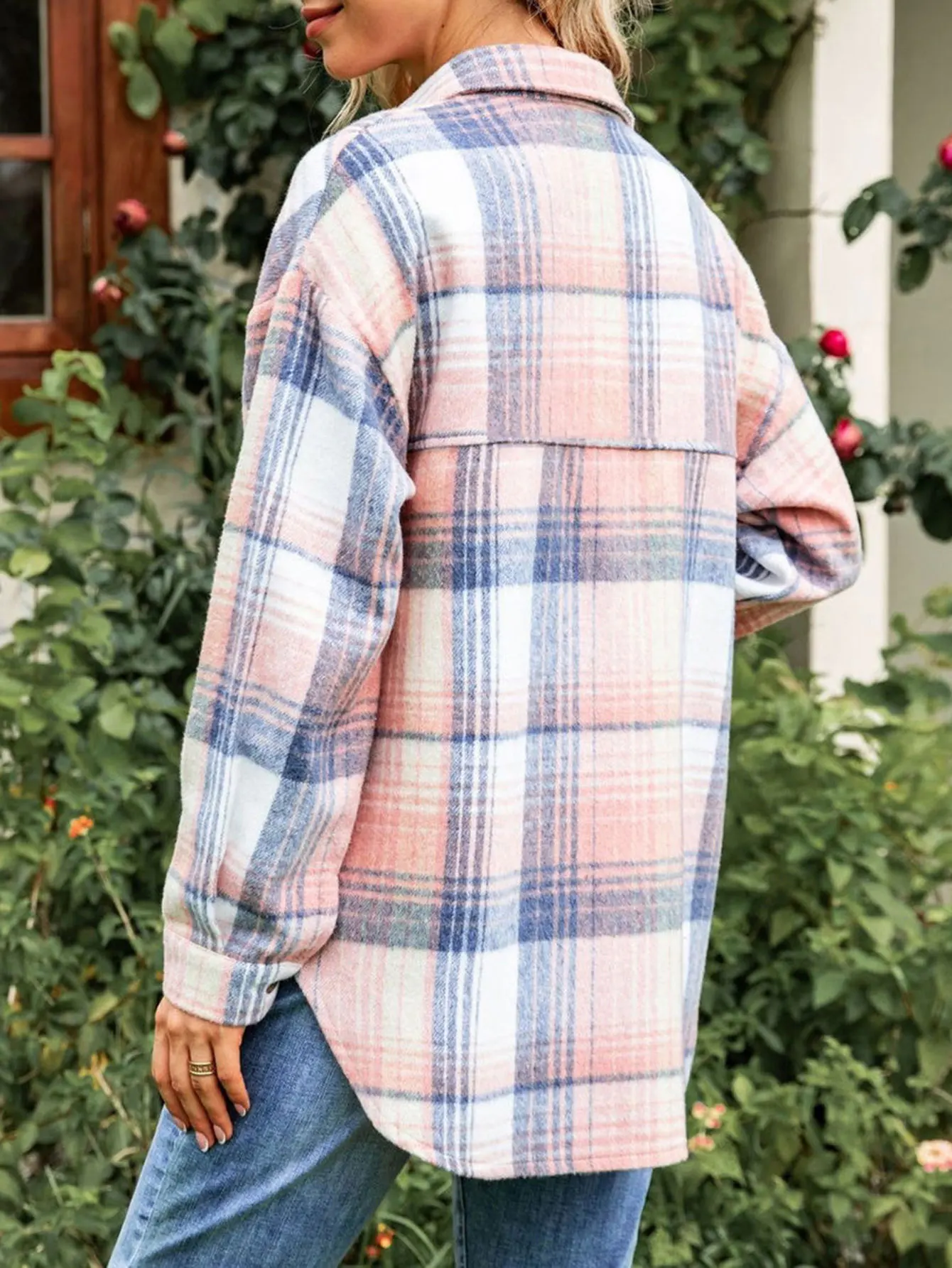 قميص نسائي ريترو فينتاج منقوش بأكمام طويلة للخريف بقصة عادية وياقة كاجوال