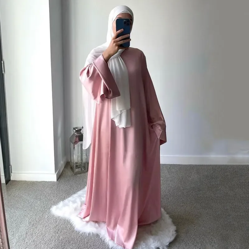 Satin Abaya Dubai Turkey Muslim Fashion Hijab Dress Plain Closed Abayas for Women African Islam Modest Clothing Kaftan Ramadan