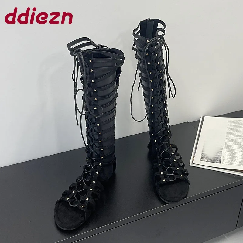 

Женские сапоги до колена на плоской подошве с круглым носком, модная обувь с перекрестной завязкой, женские длинные сандалии-гладиаторы, новинка 2023 г.