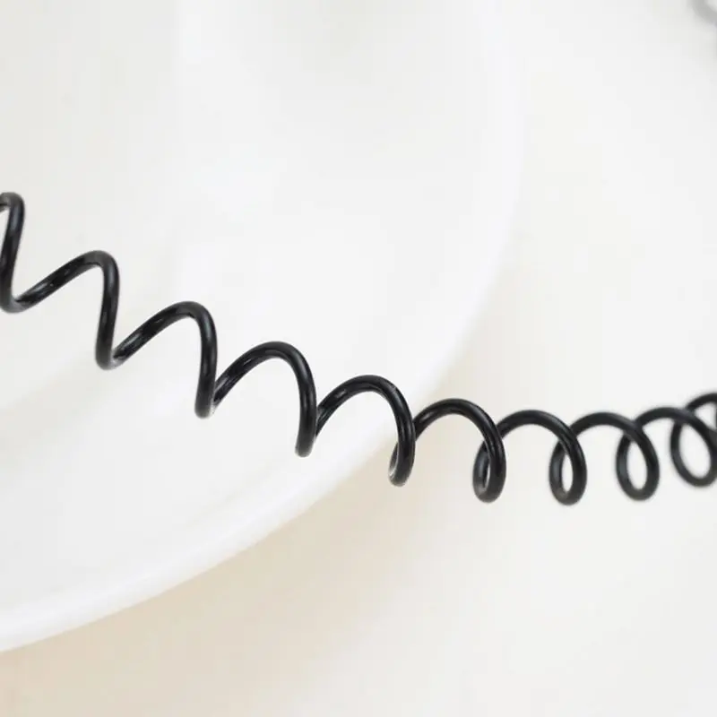 Elegant Black Metal Hair Band - Invisible Tiara - usage example