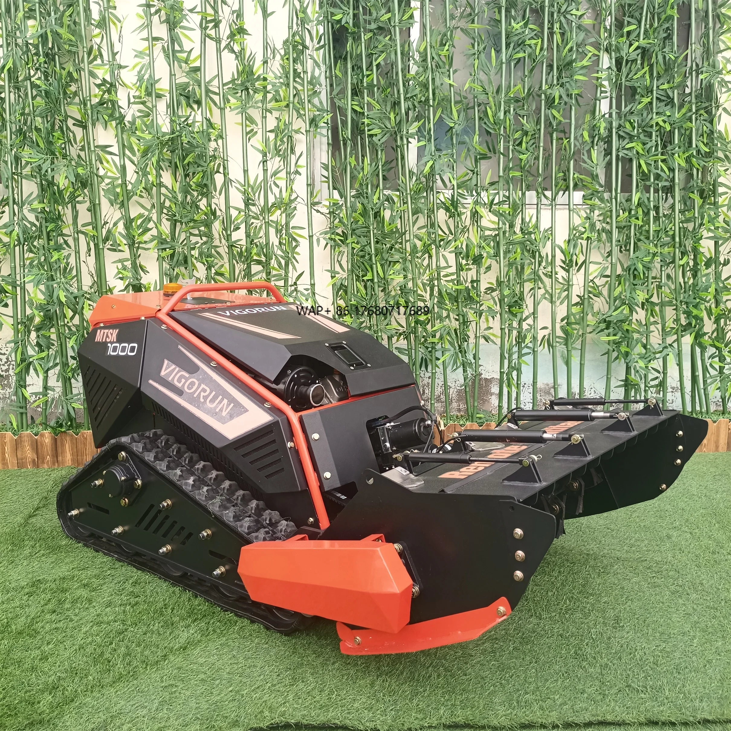 Track-Mounted Euro 5  Engine Electric Start Cutting Height Adjustable Cordless Accessories Carrier
