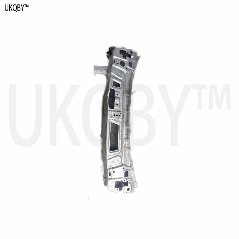 

Me rc ed es GLC 220 d 4MATIC Усилительная пластина для внедорожников A 2546208100