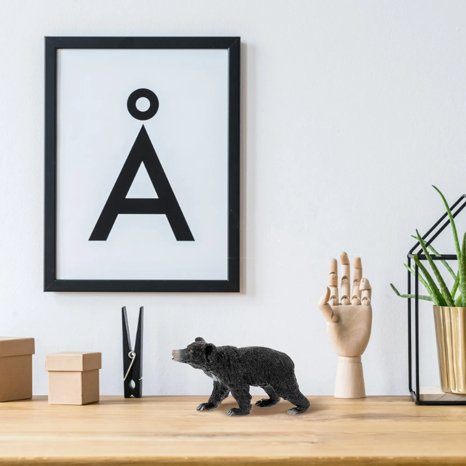 

Realistic Black Bear Simulation Plastic Wildlife Animal Ornament for Home Office Desktop Decoration Animal Figures Decor