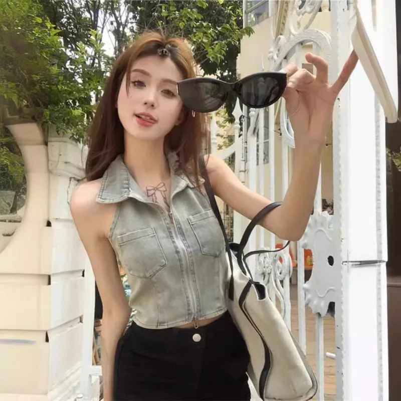 สาวร้อน Halter แขนกุดอเมริกัน Retro ล้าง DENIM เสื้อกั๊กผู้หญิงสวมใส่ด้านนอกฤดูร้อน Clever Backless สั้น