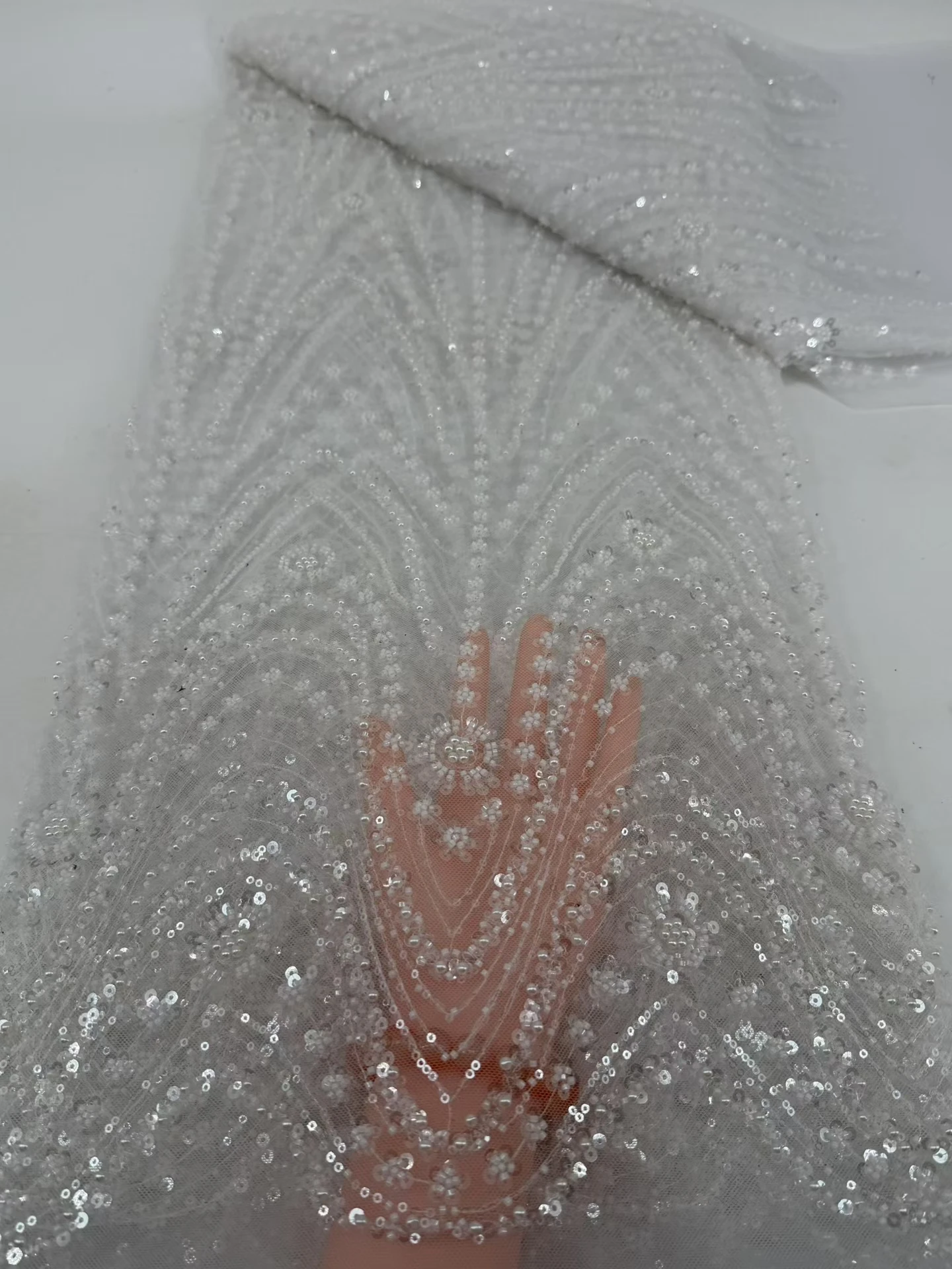 

Роскошная африканская кружевная ткань 2025 г., высокое качество, кружевная ткань с блестками и бусинами для нигерийской свадьбы, французский тюль, кружевная ткань 5 лет Hm179-1