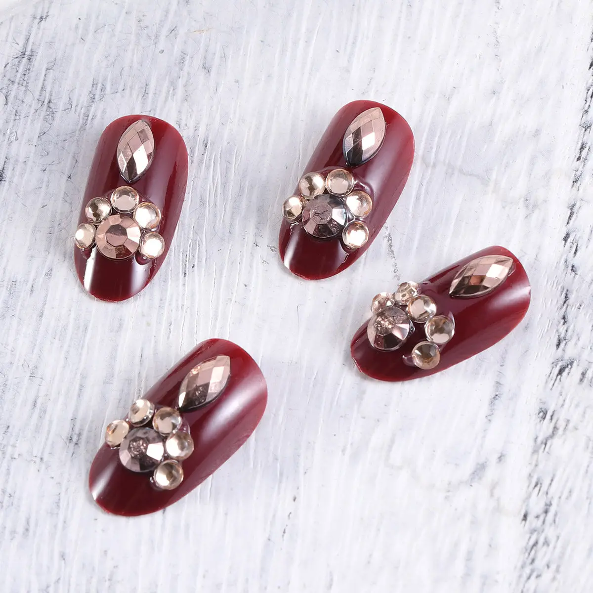 

24 шт. накладных ногтей темного оттенка, средней длины, с гладкой поверхностью, для женского маникюра, элегантные и модные