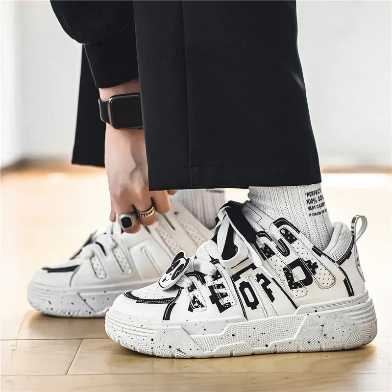 2024New Zwart-Wit Panda Sneakers Mode Trend Student Board Schoenen Splicing Contrast Kleur Hoge Kwaliteit Casual Herenschoenen