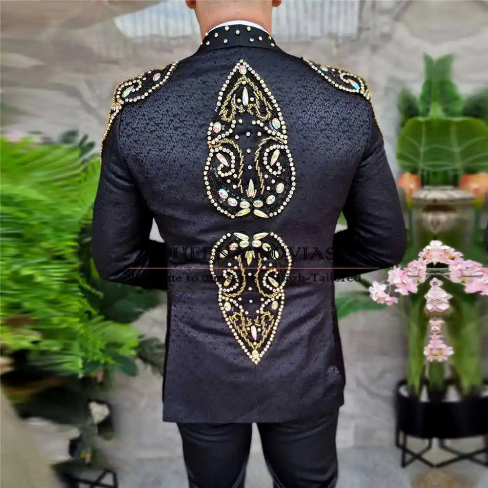 Elegant Wedding Suits Slim Fit Crystals Beaded Stones Groom Tuxedos Customized 3-Piece Single Breasted Prom Blazers Man Clothing