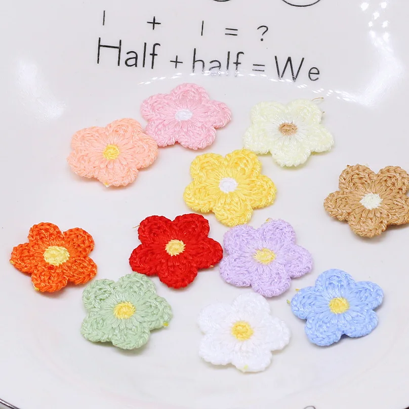 10 Stück handgefertigte Garnstrick-Gänseblümchen-Blumen zum Handnähen oder selbstklebende Kleidung, Dekoration und Schmuckherstellung, Wolle, Simulationsblume