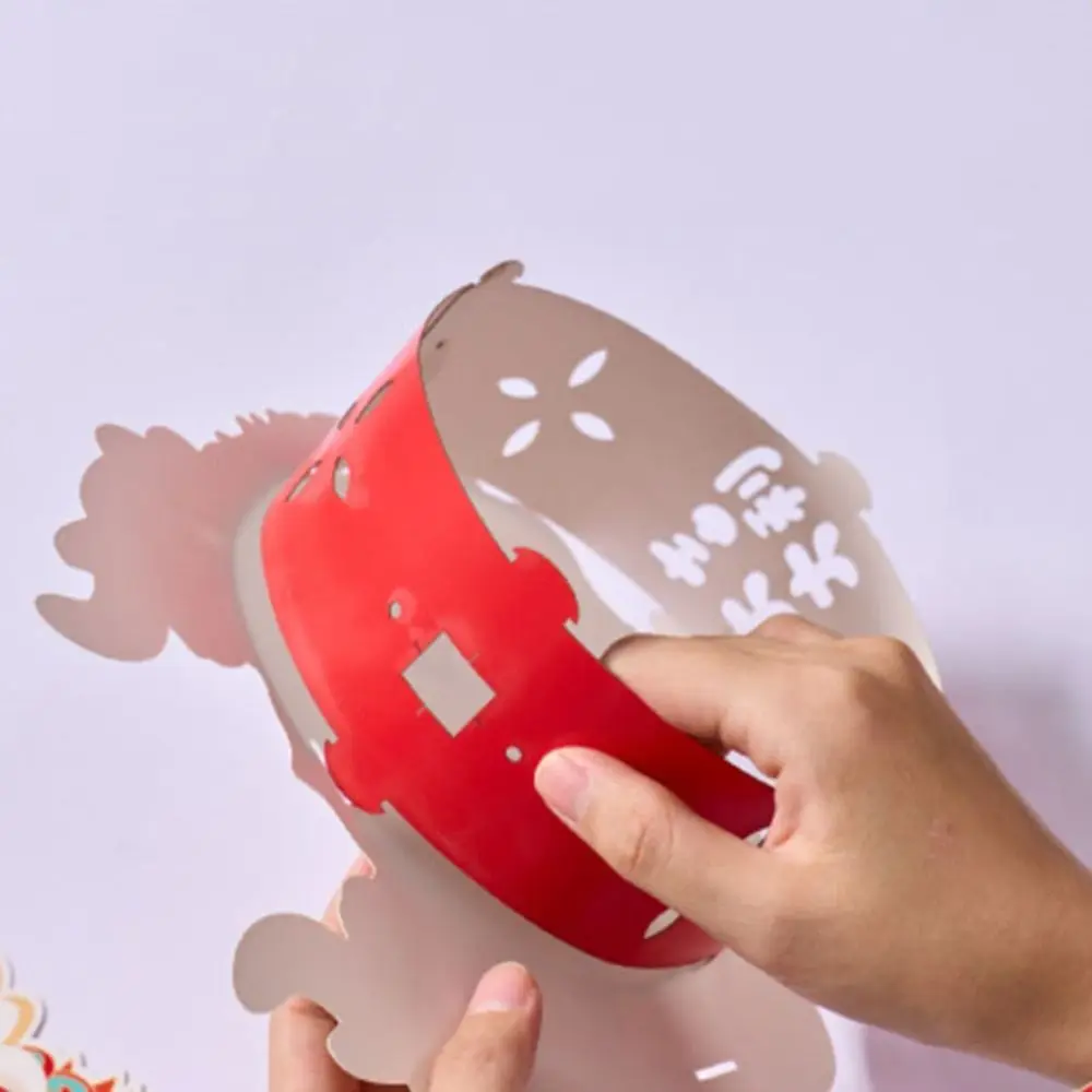 

Luminous Spring Festival Dragon Lanterns Projectable Handheld Dragons Head Lanterns Hollow Cartoon Pattern Projection Lantern